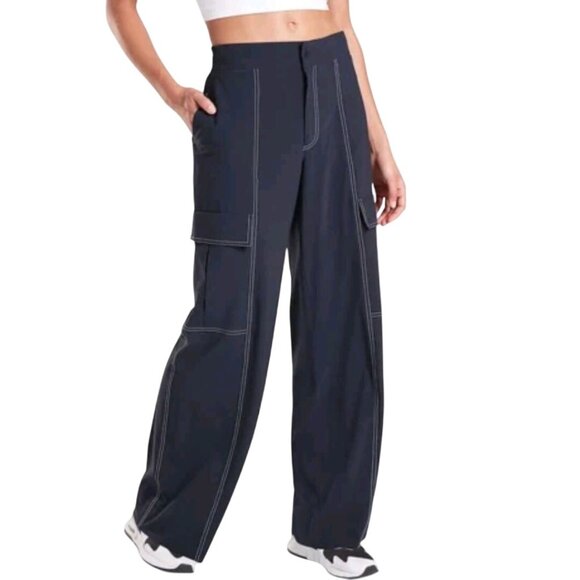 Athleta Chelsea Wide Leg Pants Navy Cargo Pockets Comfort Trending Size 14 - Picture 1 of 12